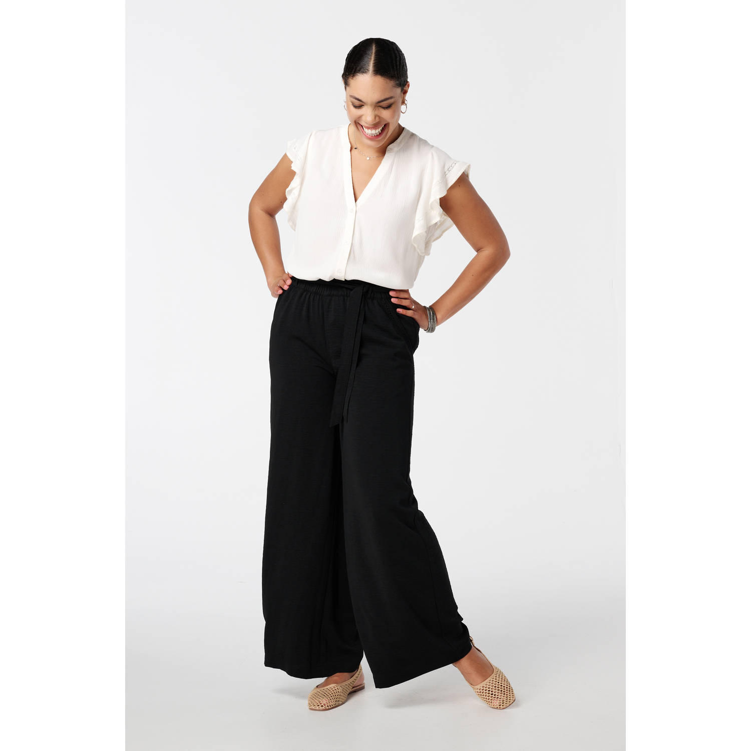MS Mode straight regular waist broek zwart broderie