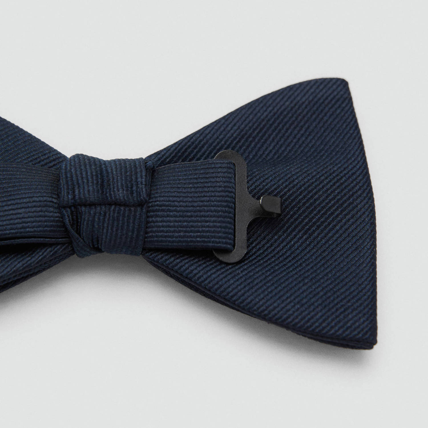 Mango Man vlinderdas donkerblauw