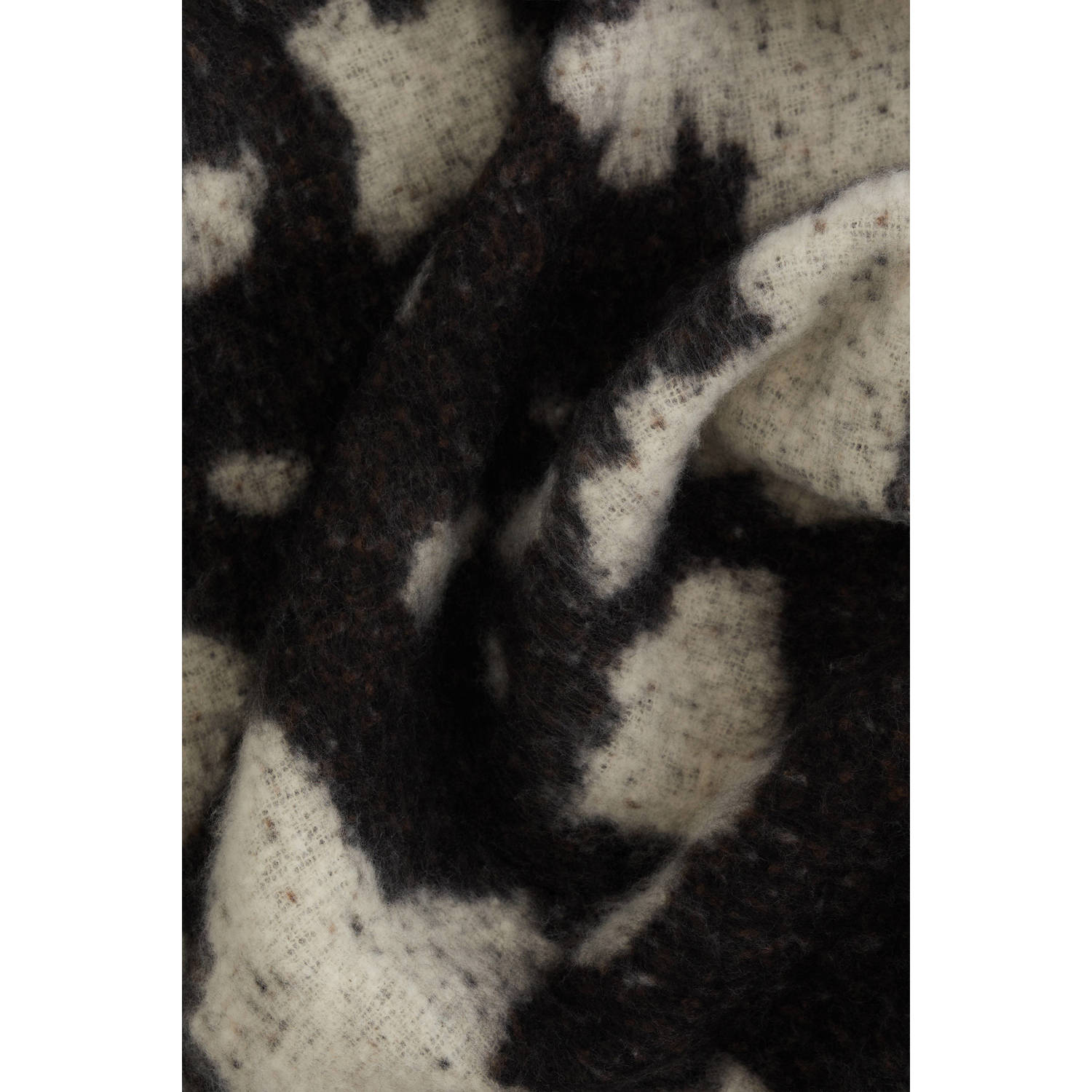 WE Fashion sjaal met koeienprint bruin beige