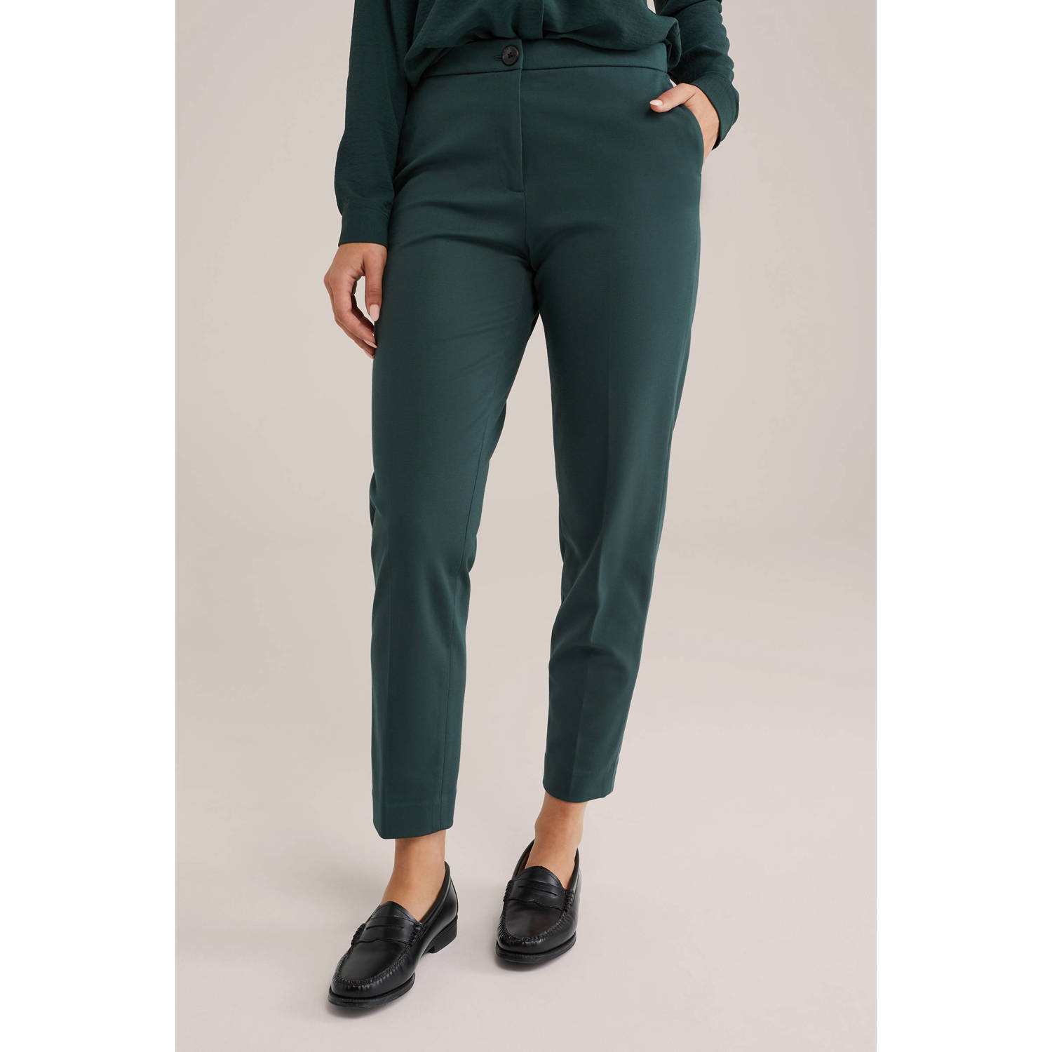 WE Fashion tapered chino donkergroen