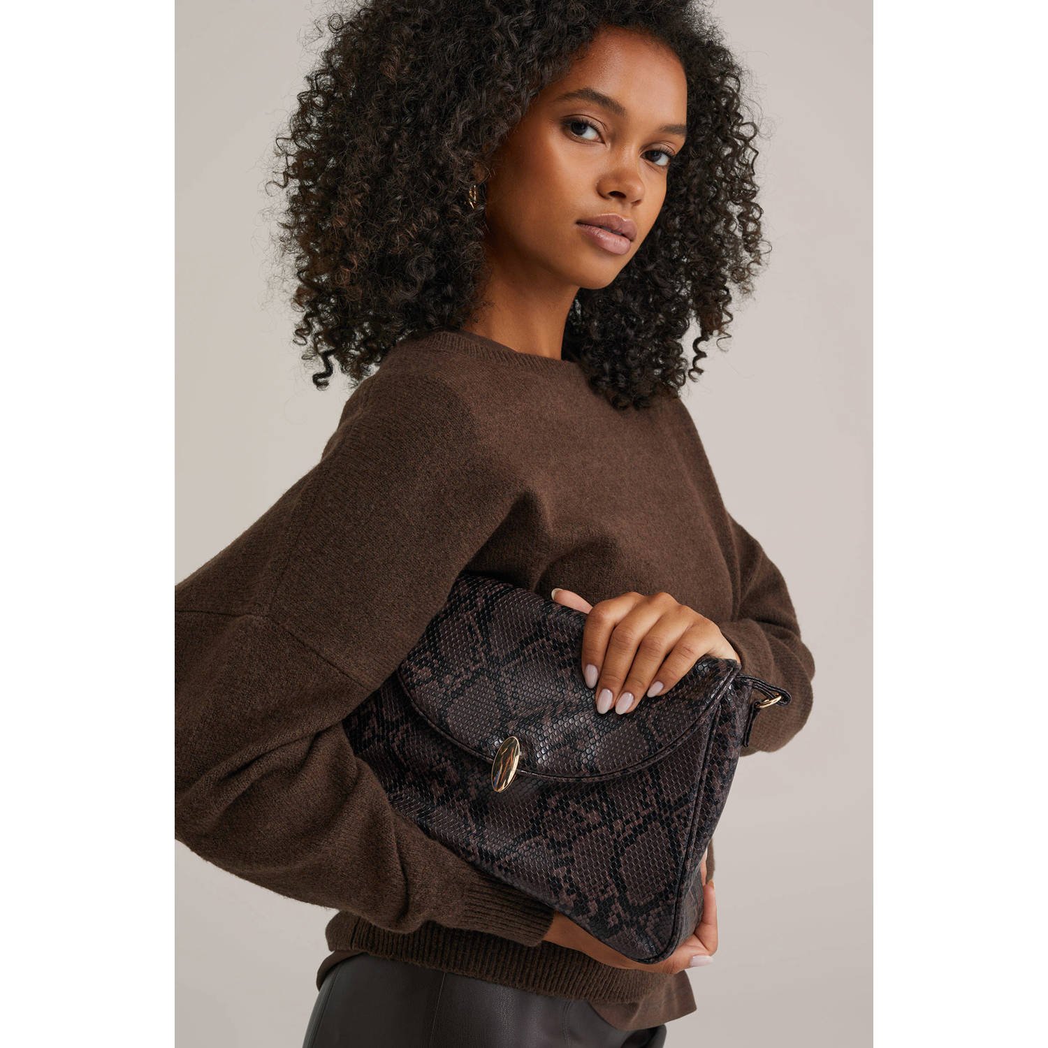 WE Fashion crossbody tas donkerbruin