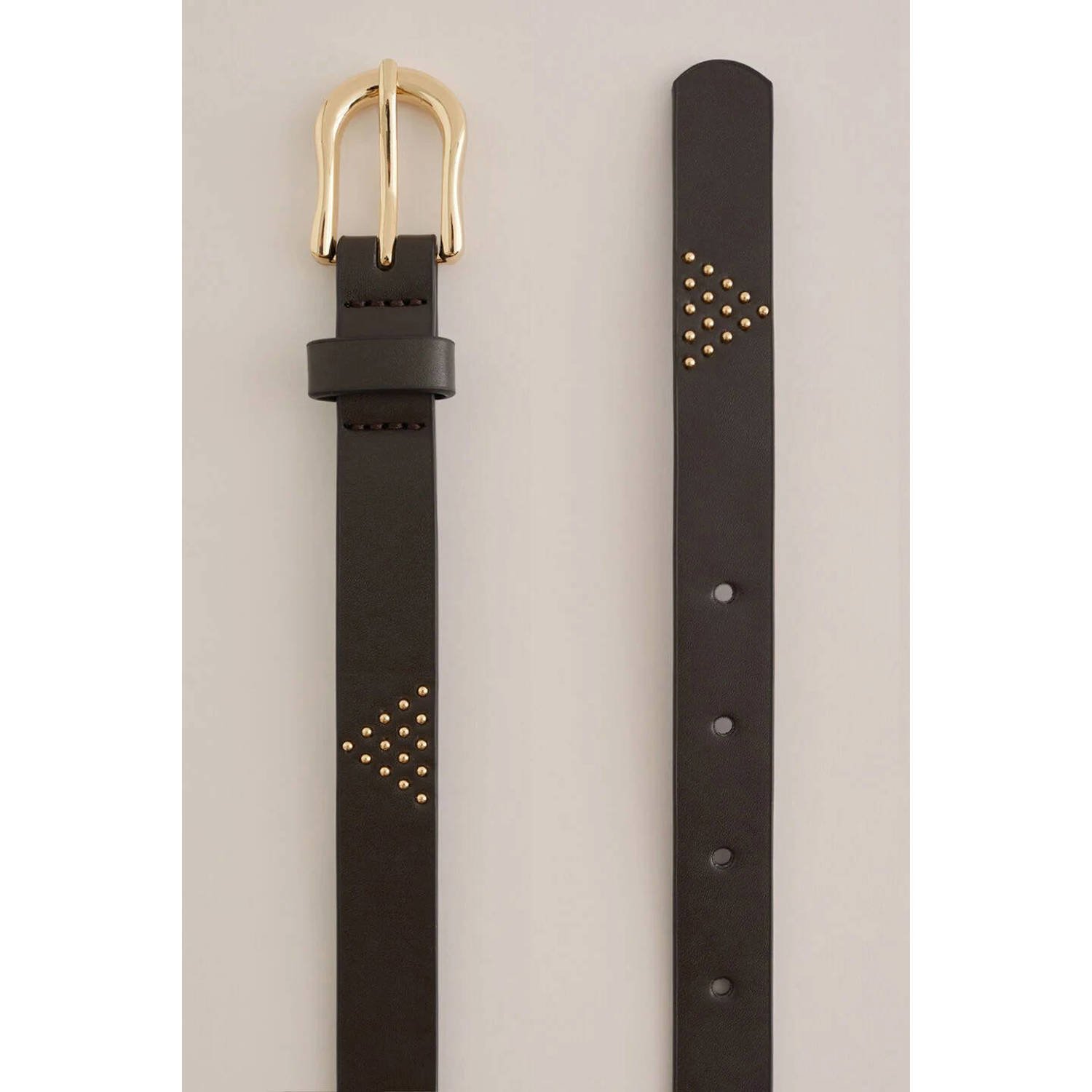 WE Fashion riem met studs donkerbruin