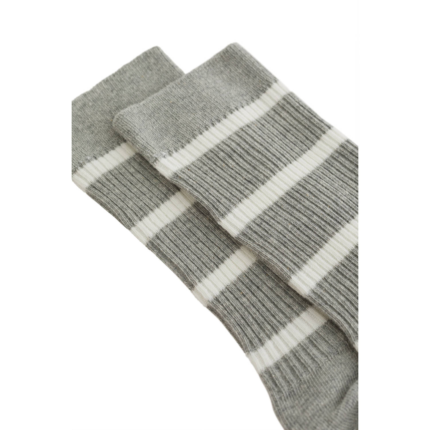 WE Fashion gestreepte sokken grijs