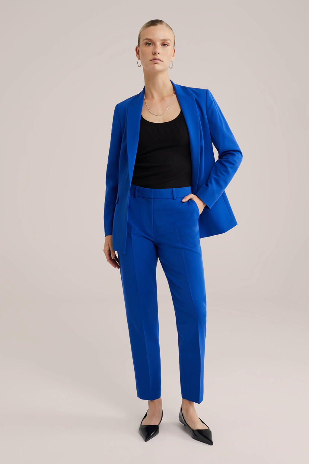 Blauwe dames WE Fashion getailleerde blazer van polyester met effen, lange mouwen, reverskraag, knoopsluiting en split