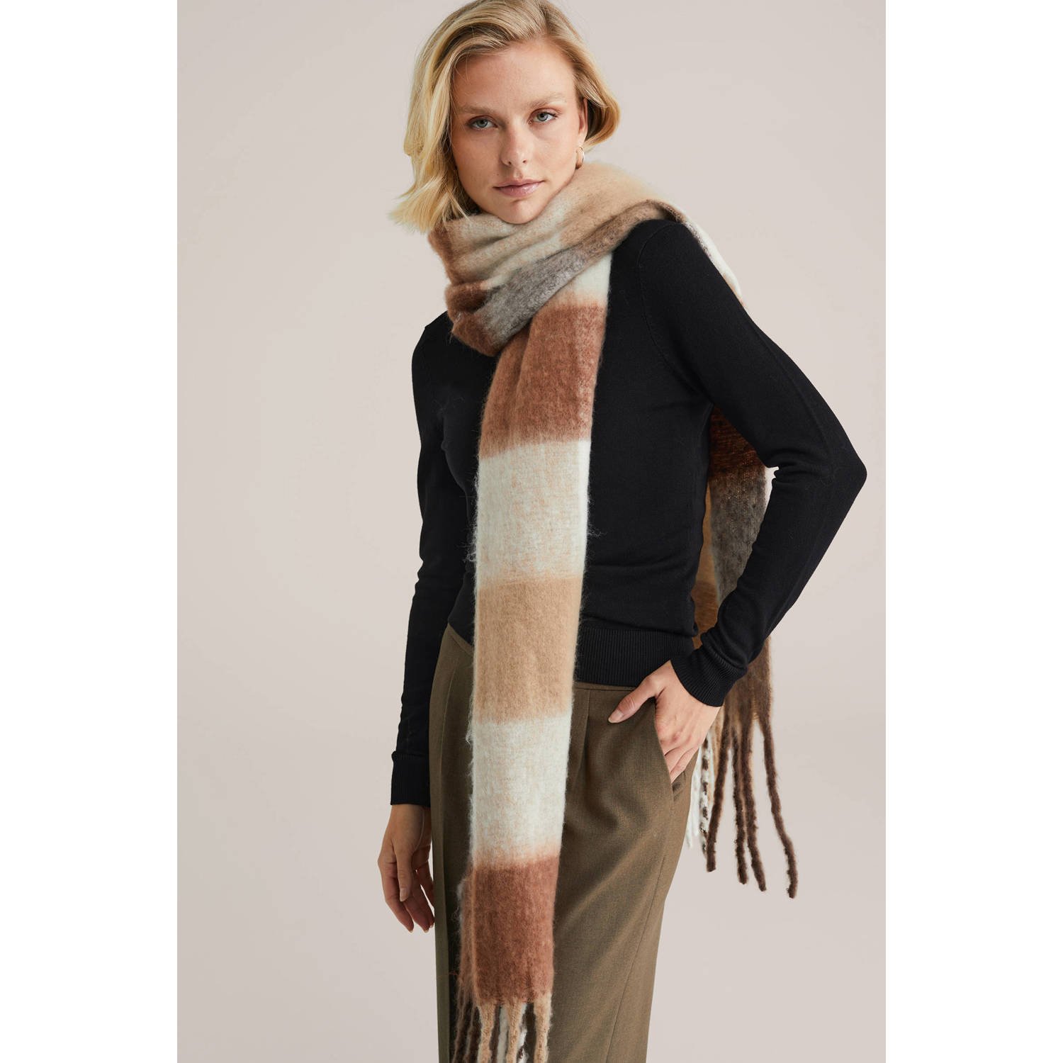 WE Fashion geruite sjaal bruin