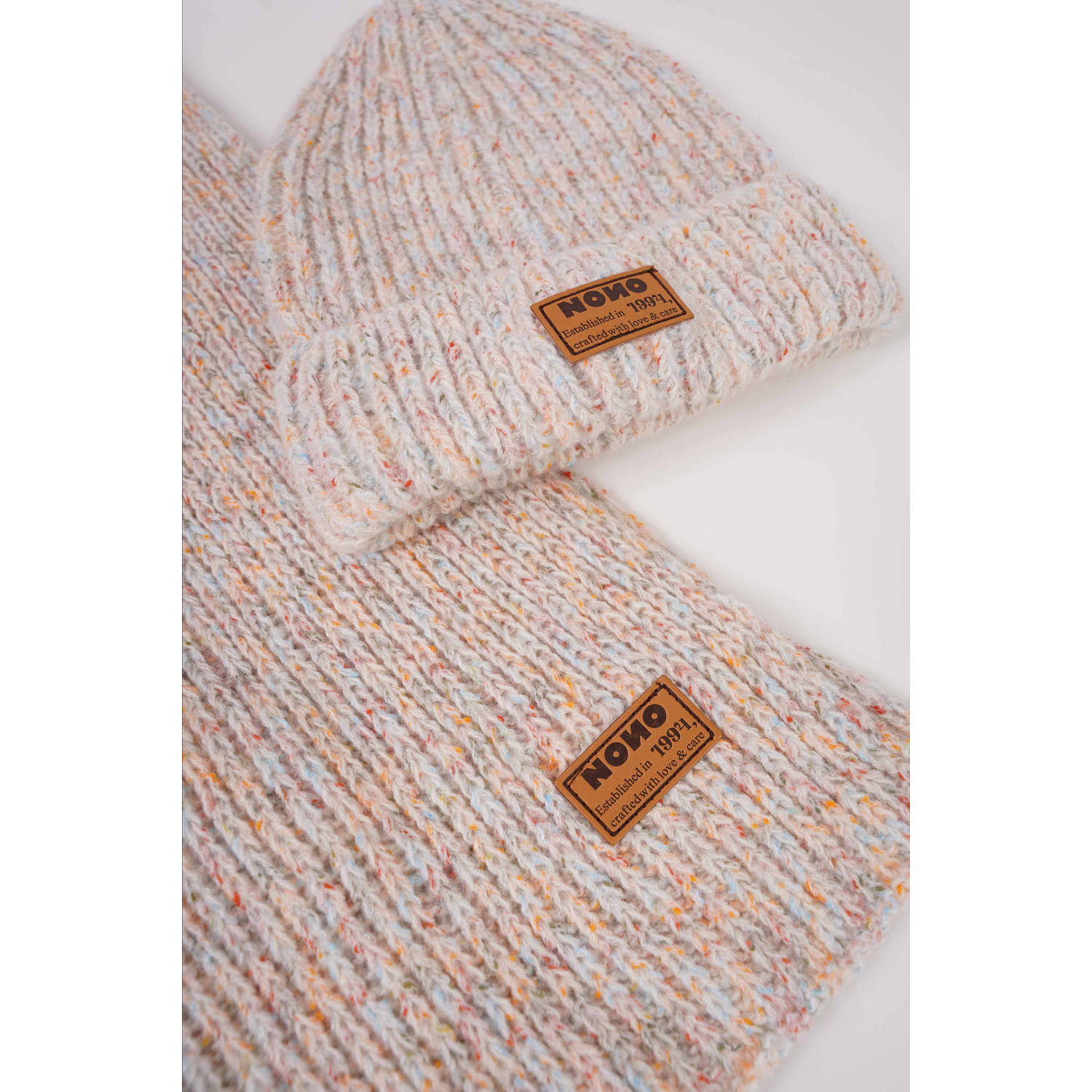 NONO muts + sjaal beige