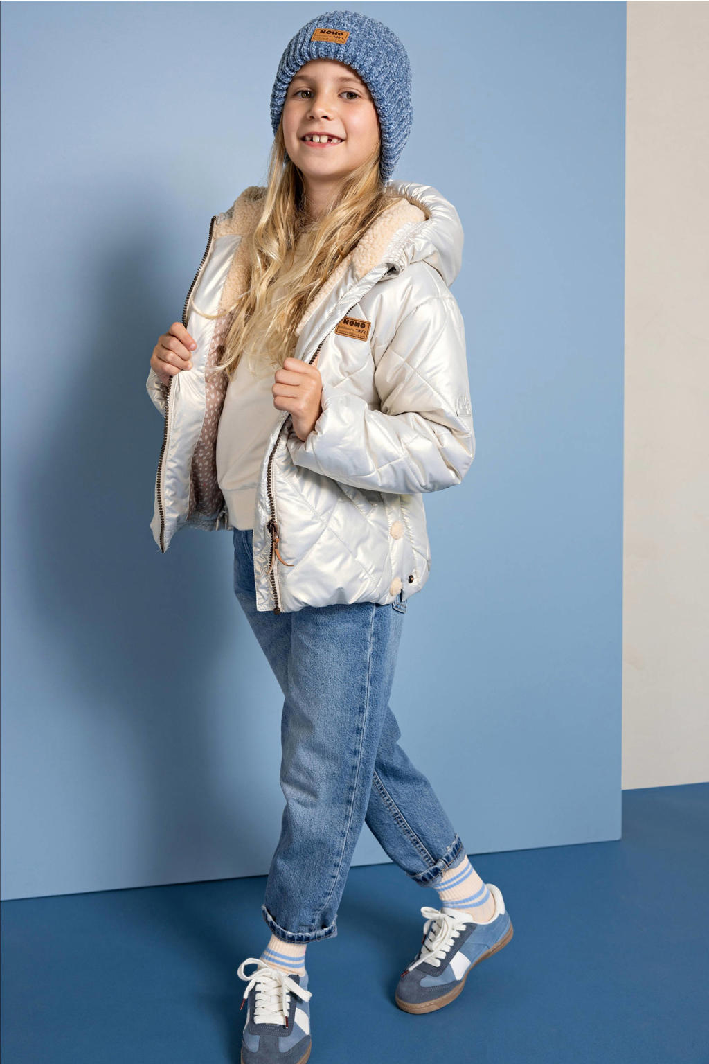 Beige meisjes NONO gewatteerde jas van polyester met effen, lange mouwen, capuchon, ritssluiting en doorgestikte details