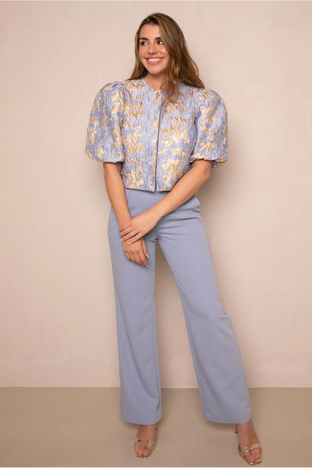 Lichtblauwe dames Freebird wide leg regular waist pantalon met rits- en knoopsluiting en effen