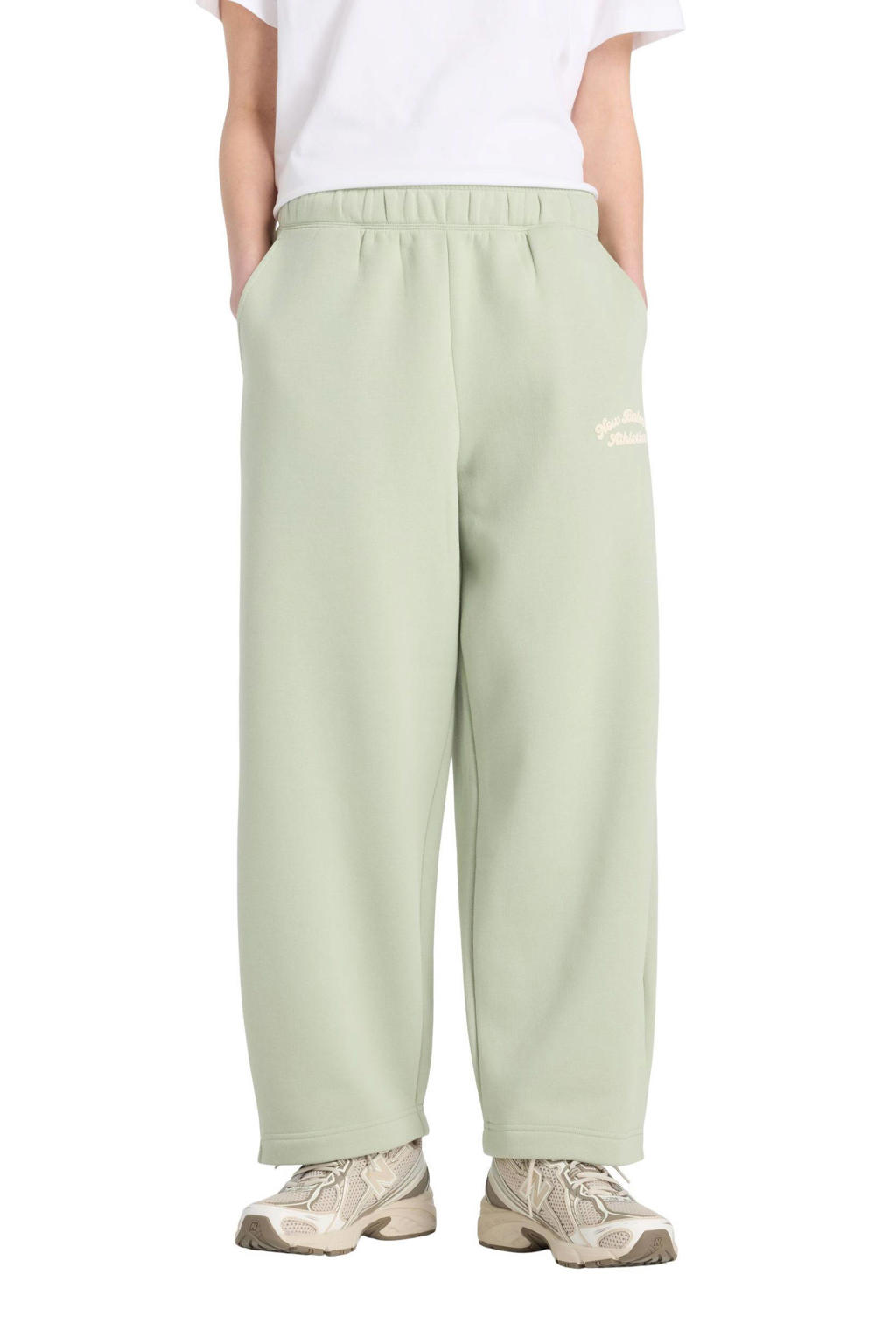 Lichtgroene dames New Balance joggingbroek van katoen met loose fit, regular waist, elastische tailleband met koord en effen
