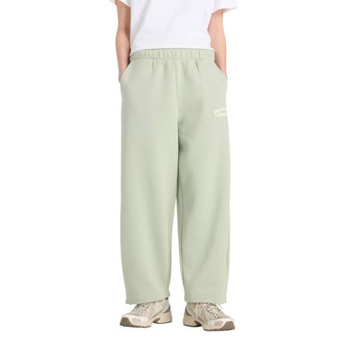 New Balance joggingbroek lichtgroen afbeelding