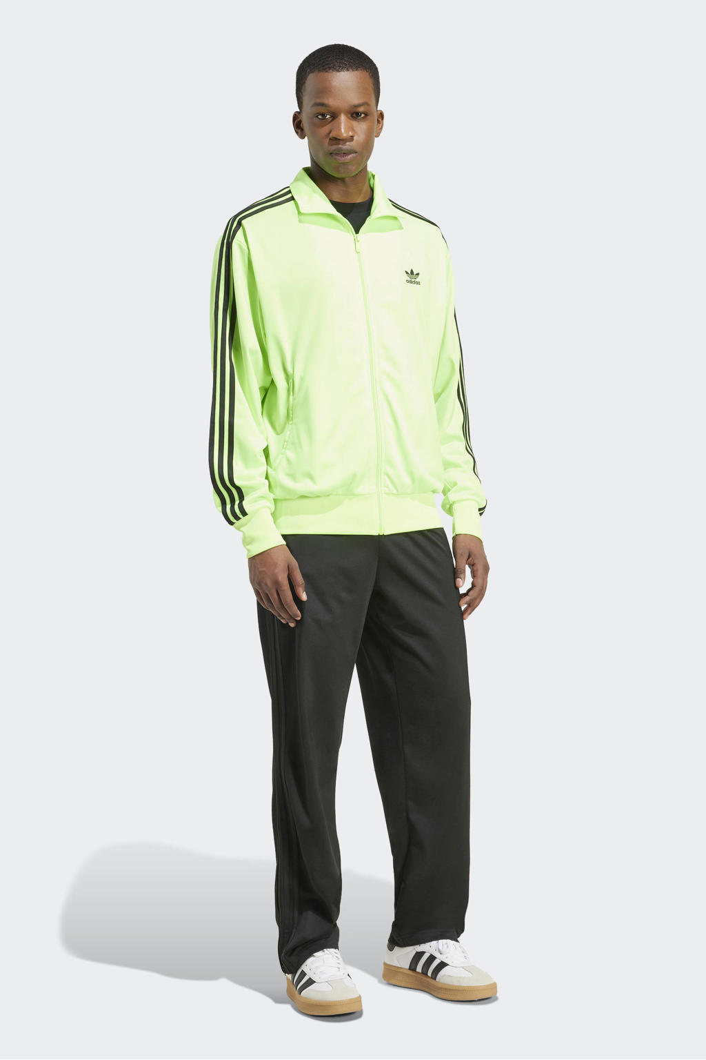 Zwarte heren adidas Originals trainingsbroek Firebird van polyester met loose fit, elastische tailleband met koord en effen