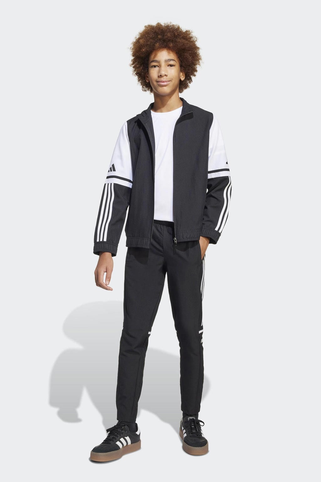 Zwart en witte jongens en meisjes adidas Performance Junior trainingsbroek Squadra 25 Pre-Match van polyester met regular waist en elastische tailleband met koord