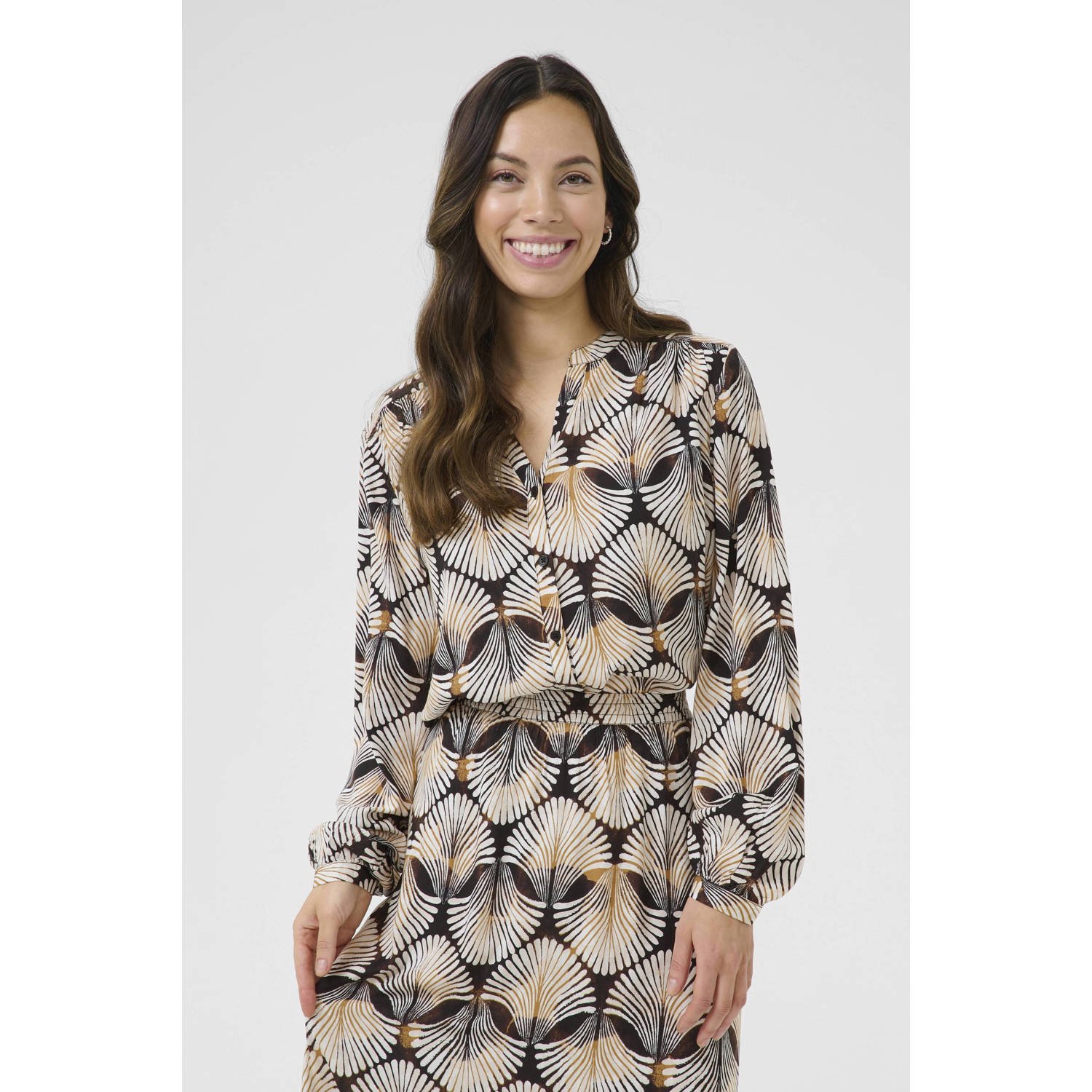 Cream blouse bruin