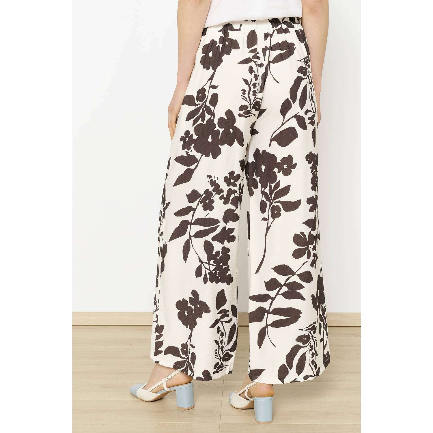 LOLALIZA wide leg high waist broek donkerbruin