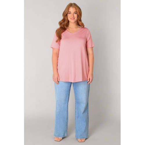 Base Level Curvy T-shirt lichtroze afbeelding