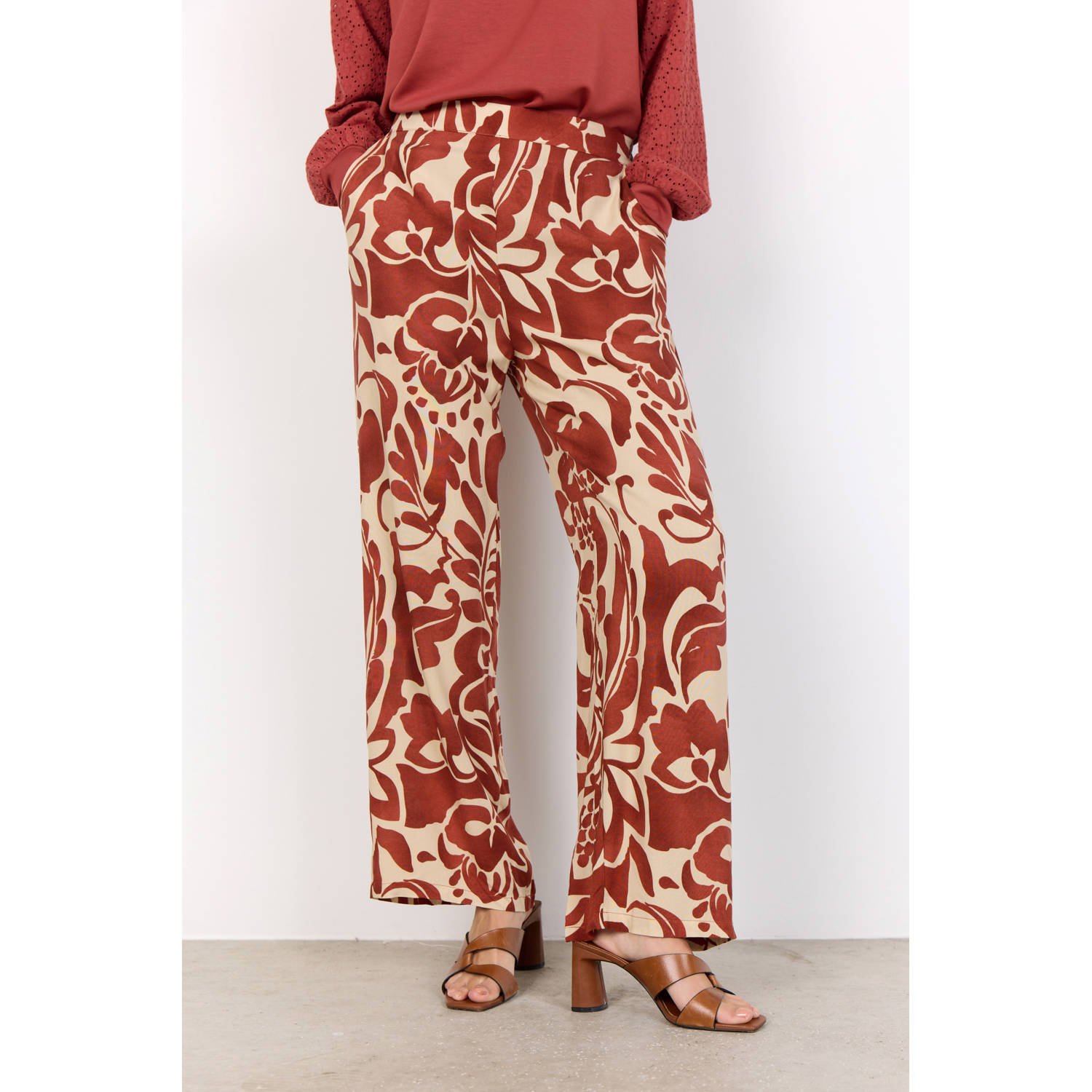 Soyaconcept wide leg regular waist broek roodbruin