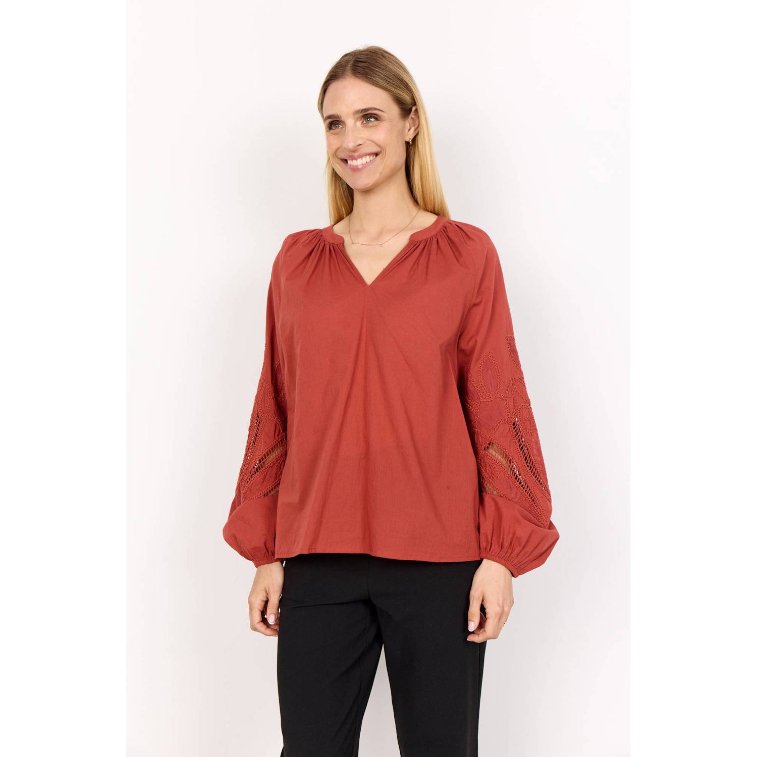 Soyaconcept blousetop roodbruin broderie