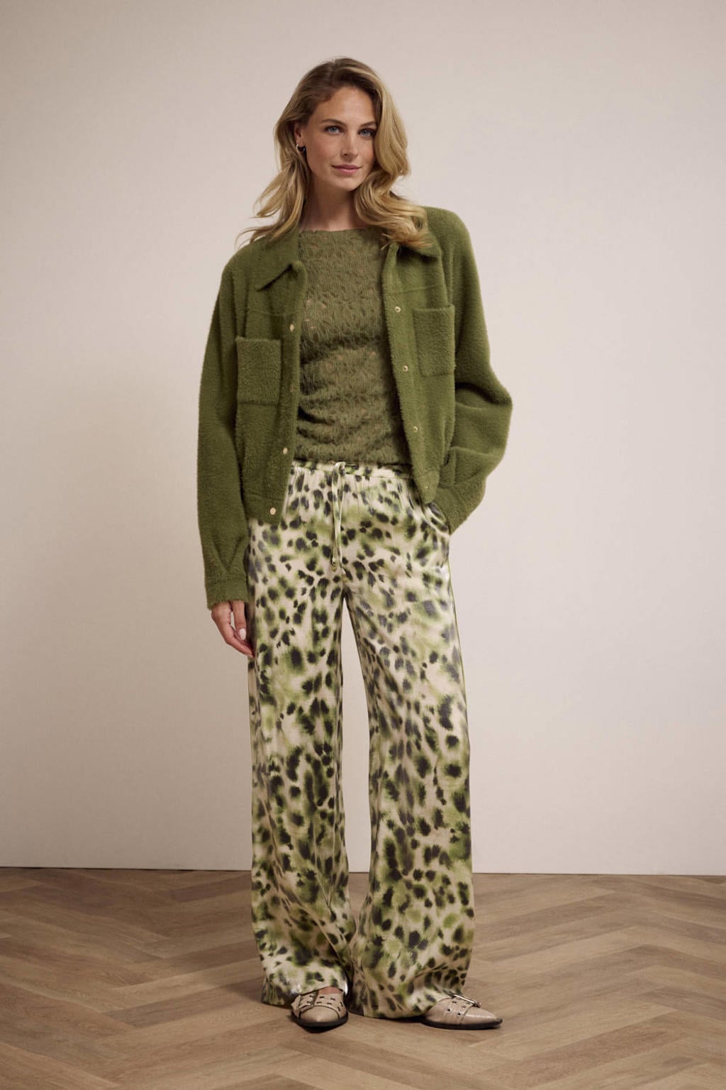 Groen en multikleurige dames Tramontana wide leg regular waist casual broek van viscose met elastische tailleband met koord