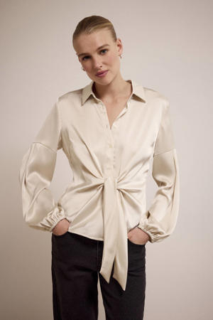 blouse ecru
