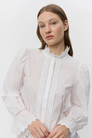 blouse wit