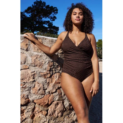 BEACHWAVE Curve corrigerend badpak met textuur donkerbruin afbeelding