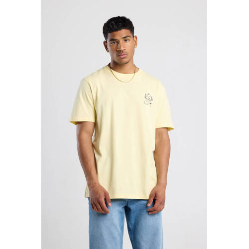 America Today regular T-shirt lichtgeel afbeelding