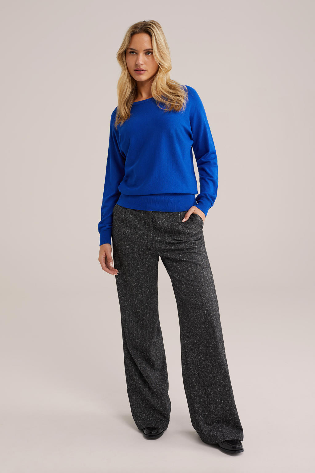 Blauwe dames WE Fashion gebreide trui van viscose met effen, lange mouwen en boothals