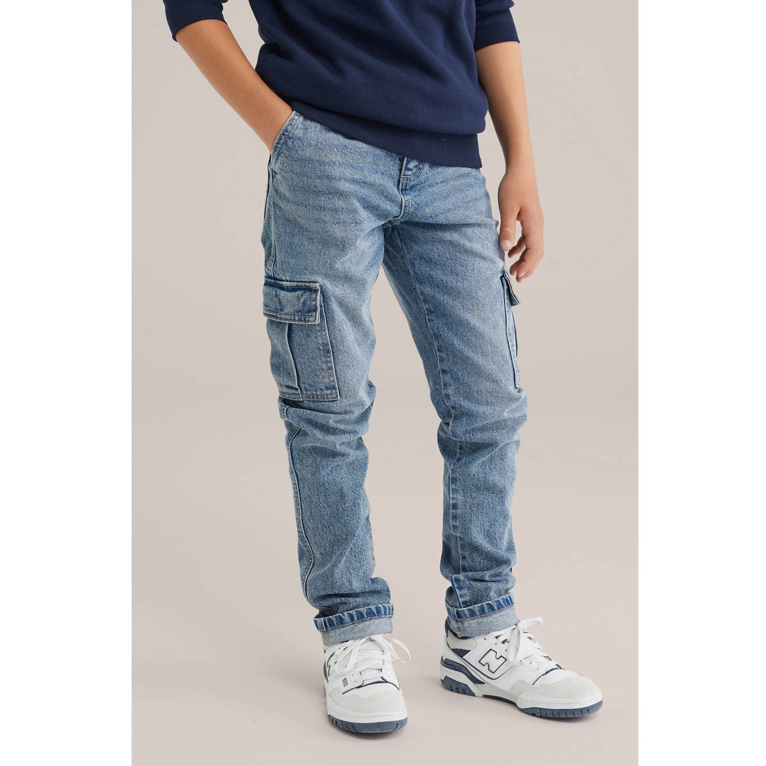 WE Fashion tapered  waist cargo jeans light blue denim