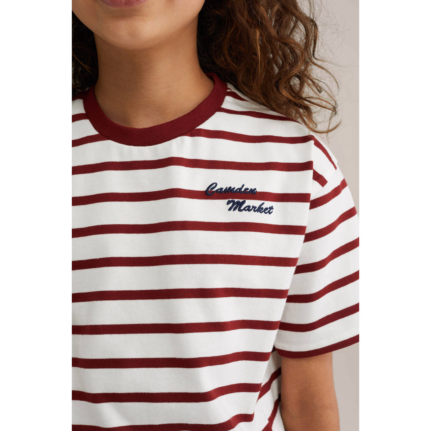 WE Fashion T-shirt donkerrood