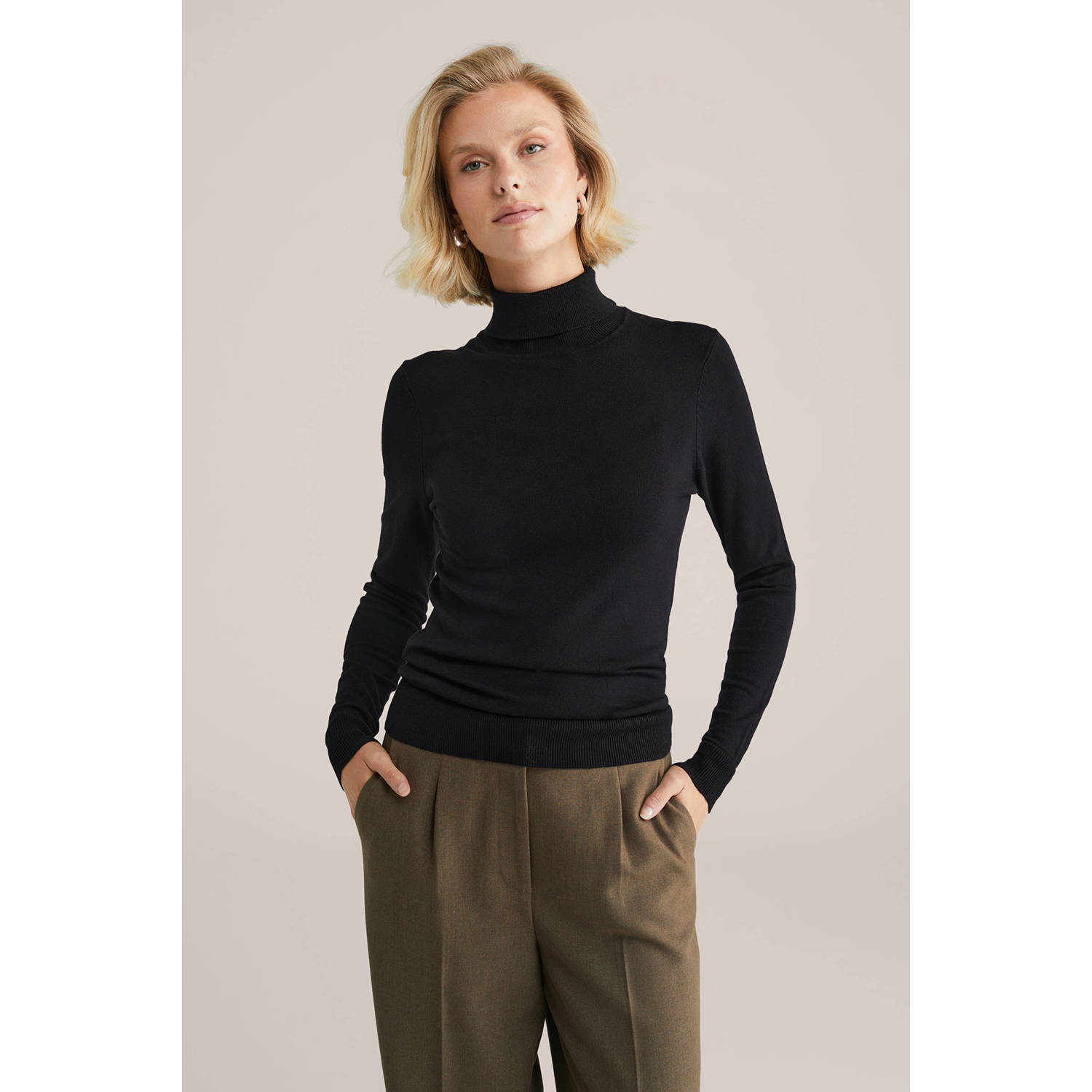 WE Fashion coltrui zwart fijn gebreid