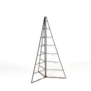 LED verlichte pyramide