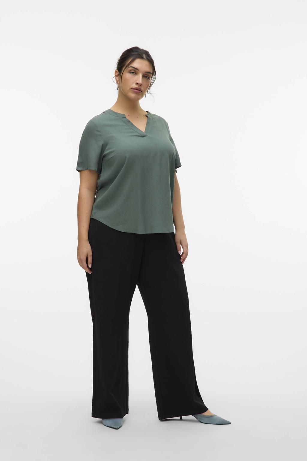 Zwarte dames VERO MODA CURVE wide leg regular waist pantalon met effen