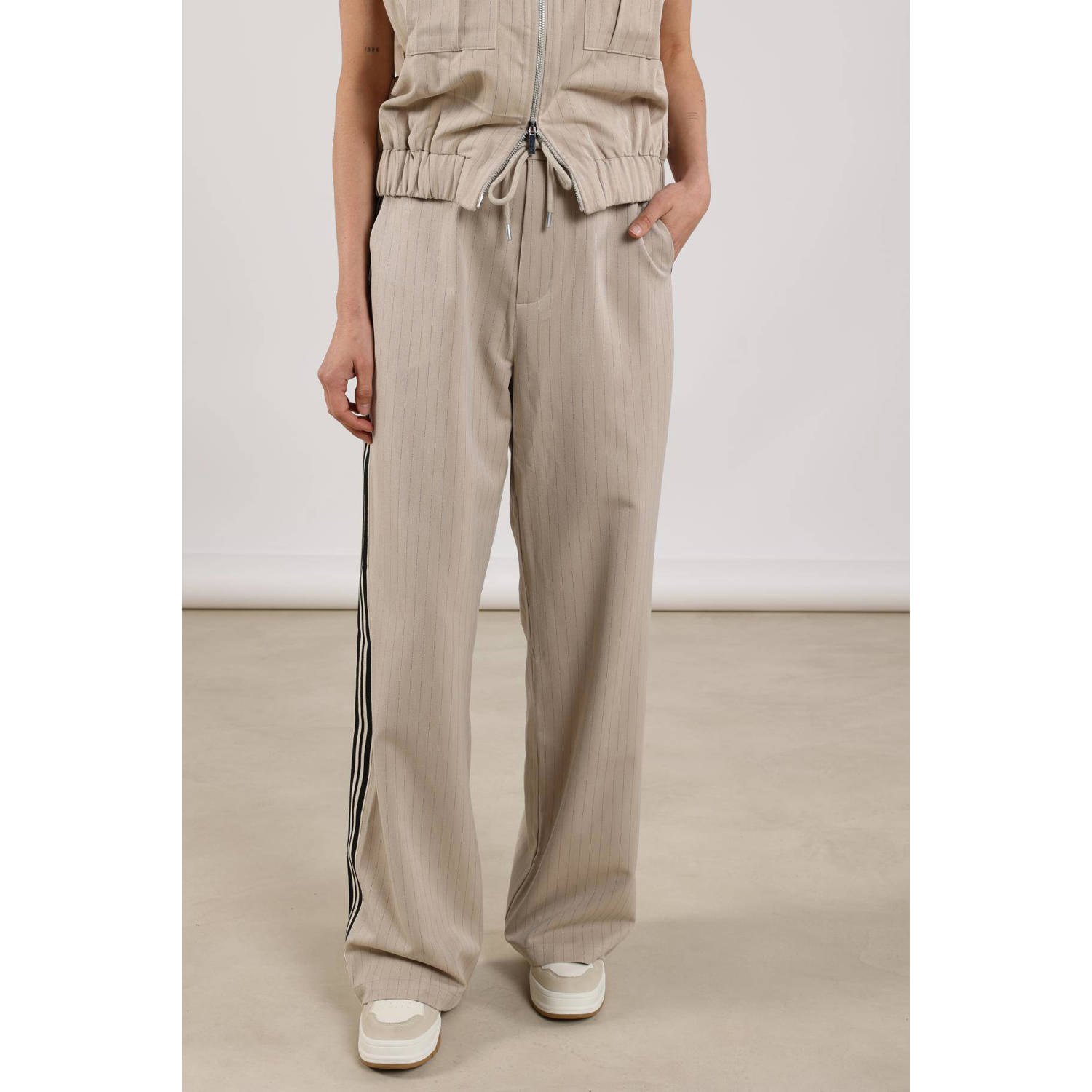 NUKUS straight regular waist pantalon zand