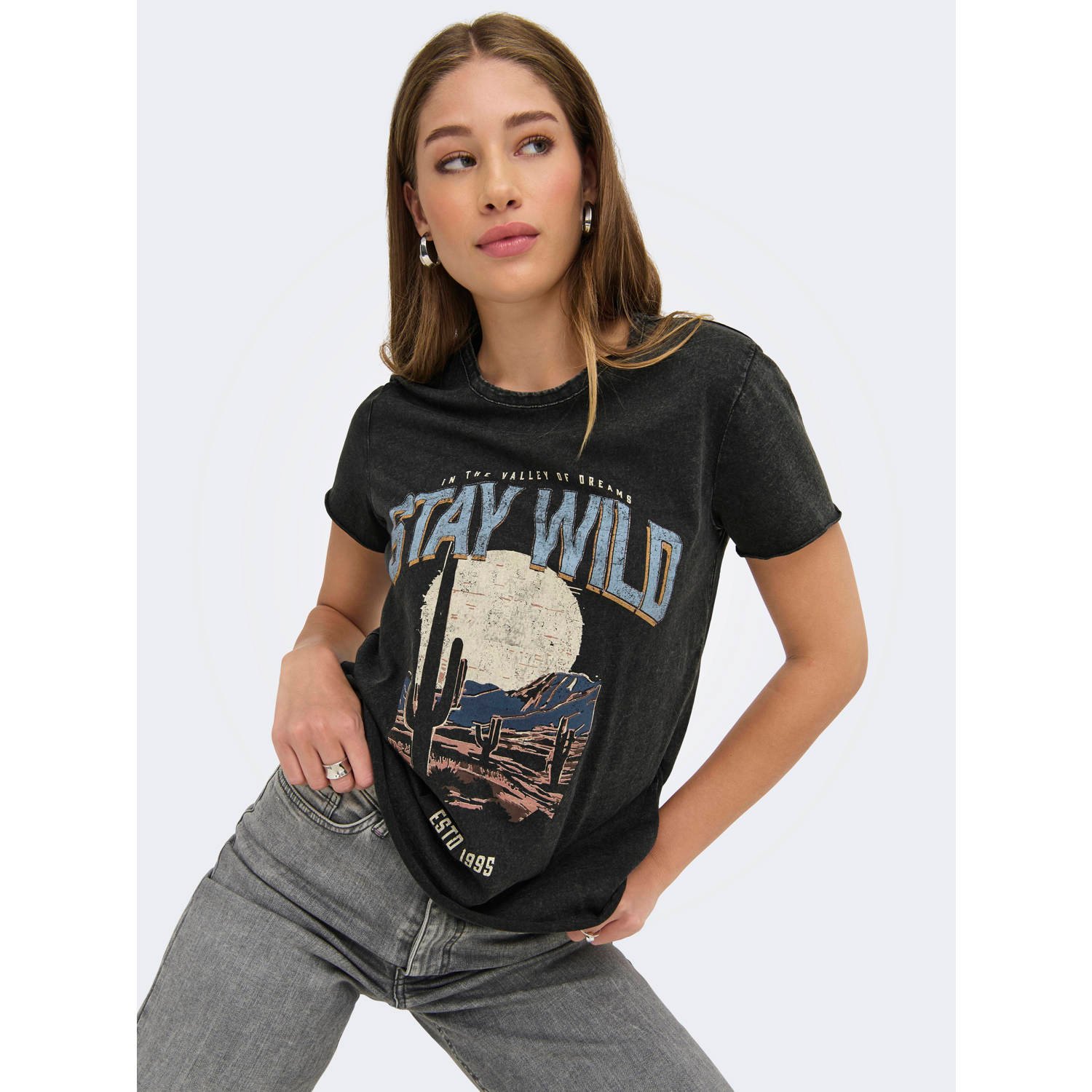 Only Shirt met ronde hals ONLLUCY REG S S TOP JRS NOOS