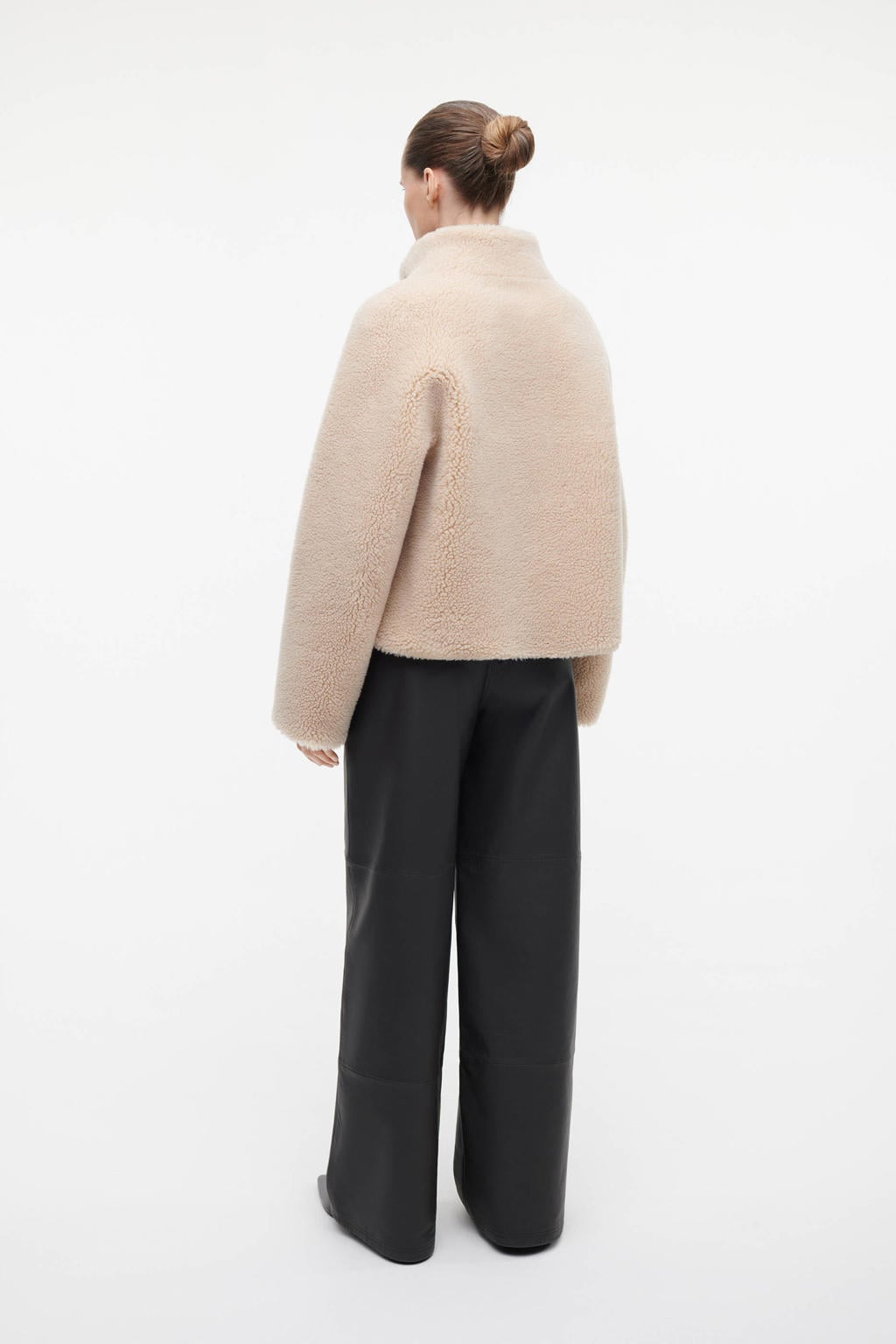 Ecru dames Studio AR by ARMA wollen reversible jas met effen, lange mouwen, opstaande kraag en knoopsluiting