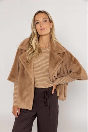 faux fur jas camel