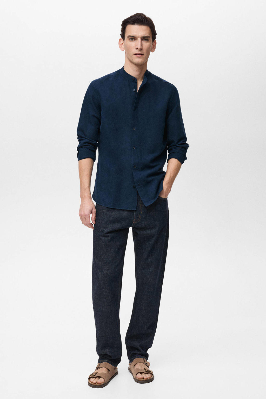 Donkerblauwe heren Mango Man linnen casual overhemd met effen, lange mouwen, mao kraag en knoopsluiting