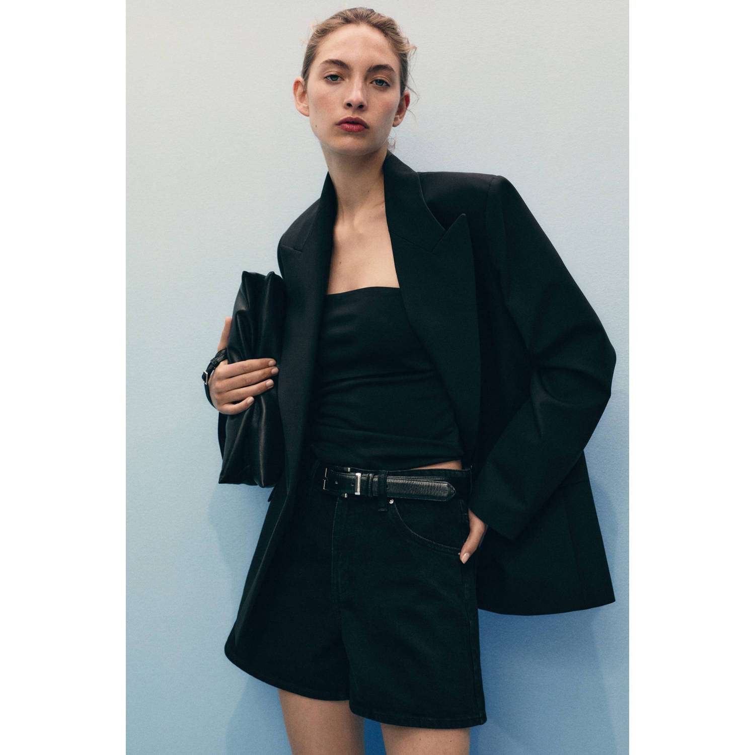 Mango denim regular waist short black denim