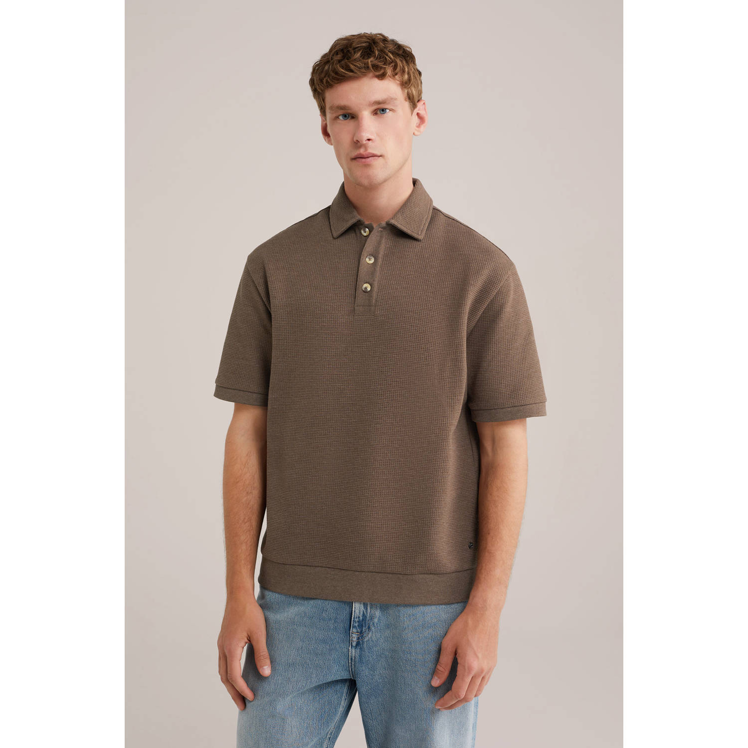 WE Fashion loose polo met textuur bruin
