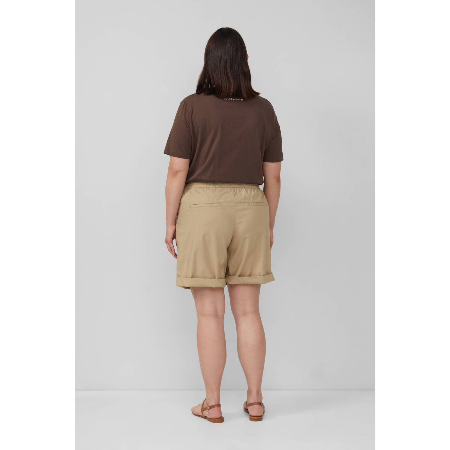s.Oliver Curve straight regular waist casual short beige