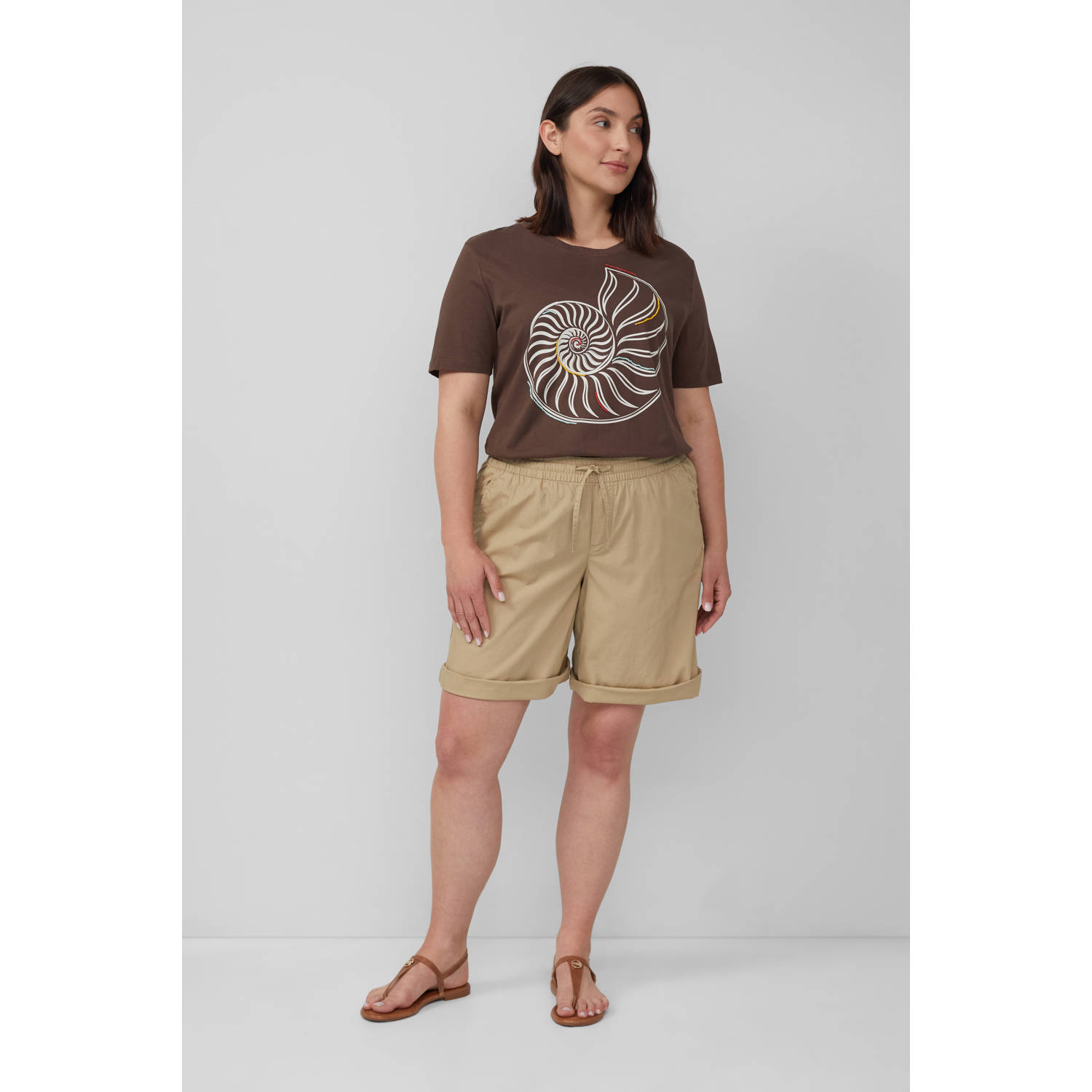 s.Oliver Curve straight regular waist casual short beige