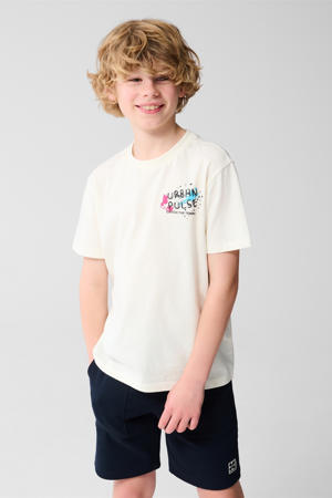 T-shirt wit