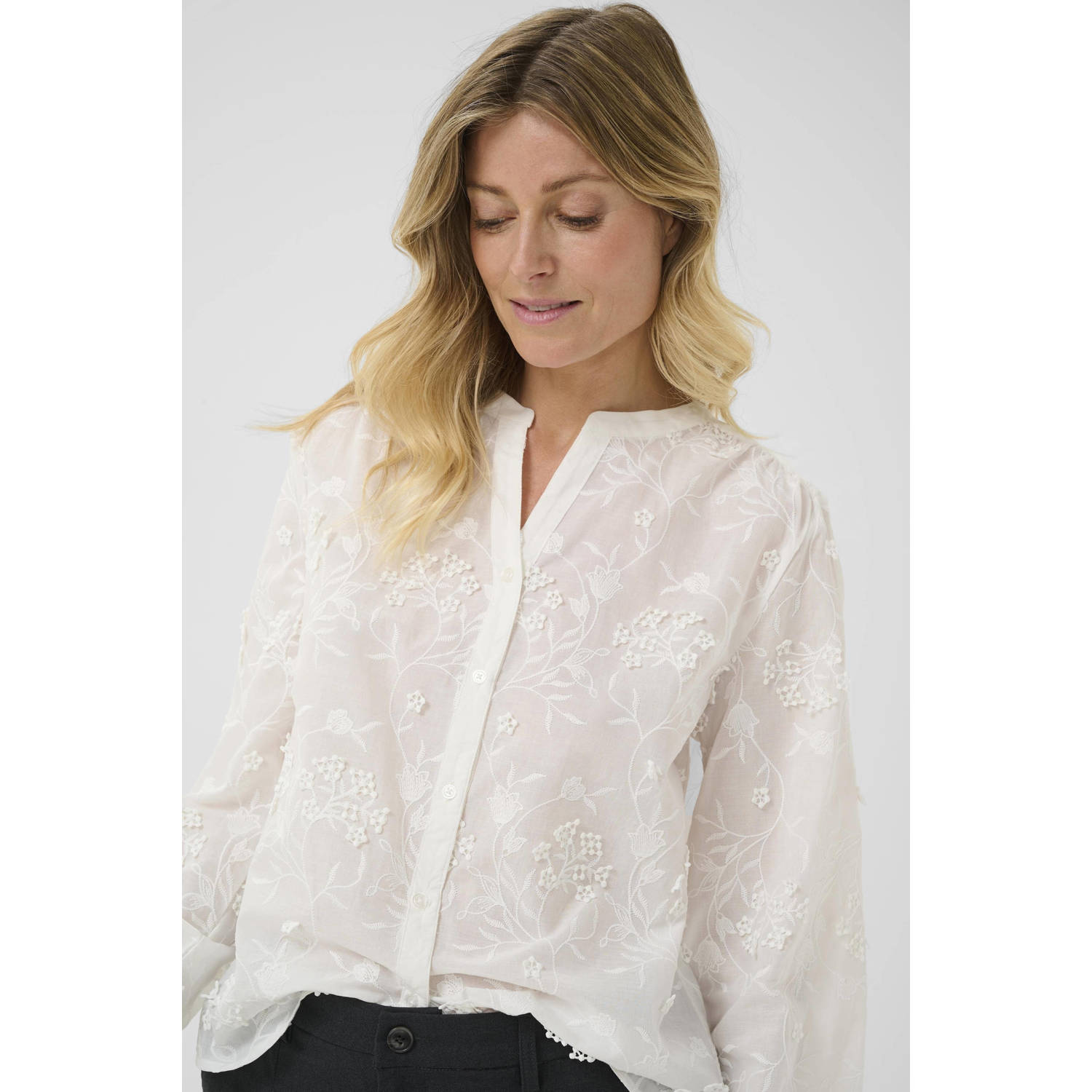 Cream blouse wit