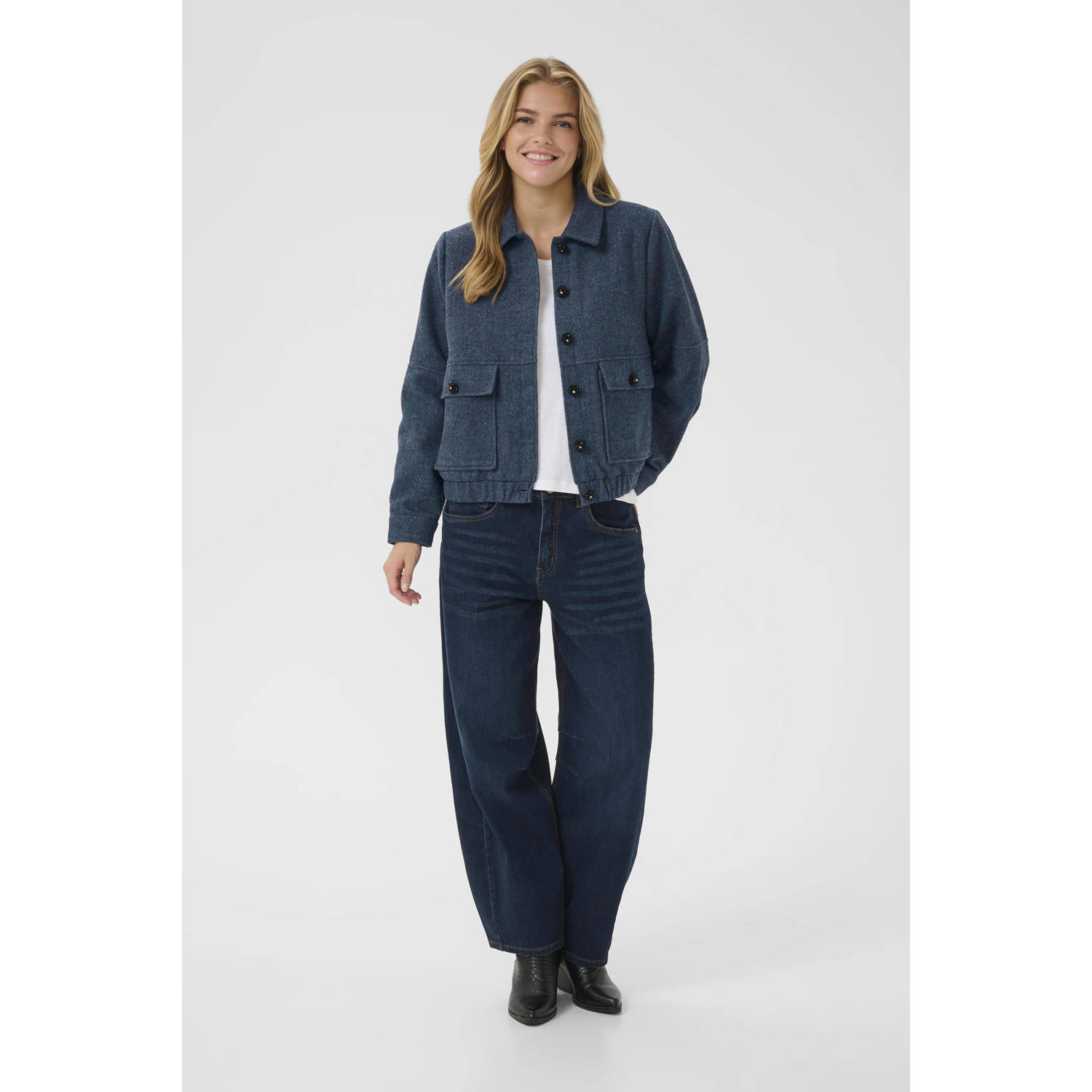 Cream jasje donkerblauw