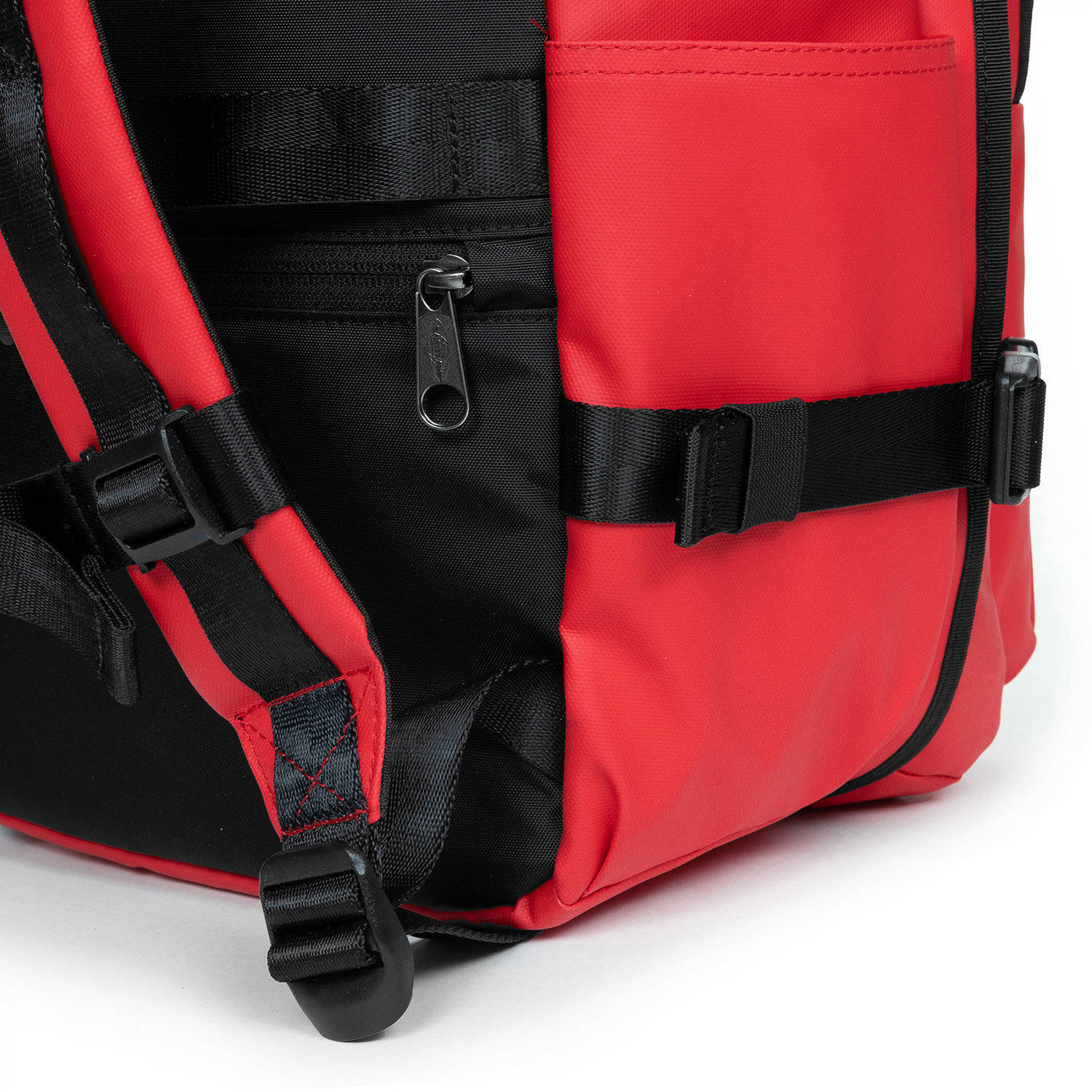 Eastpak reistas Vabin Pak'r tarp red