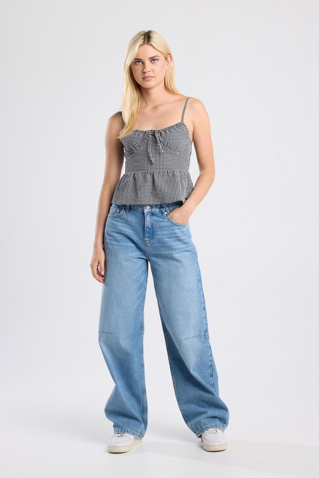 Zwart en witte dames America Today mouwloze top met spaghettibandjes, vierkante hals en ruches