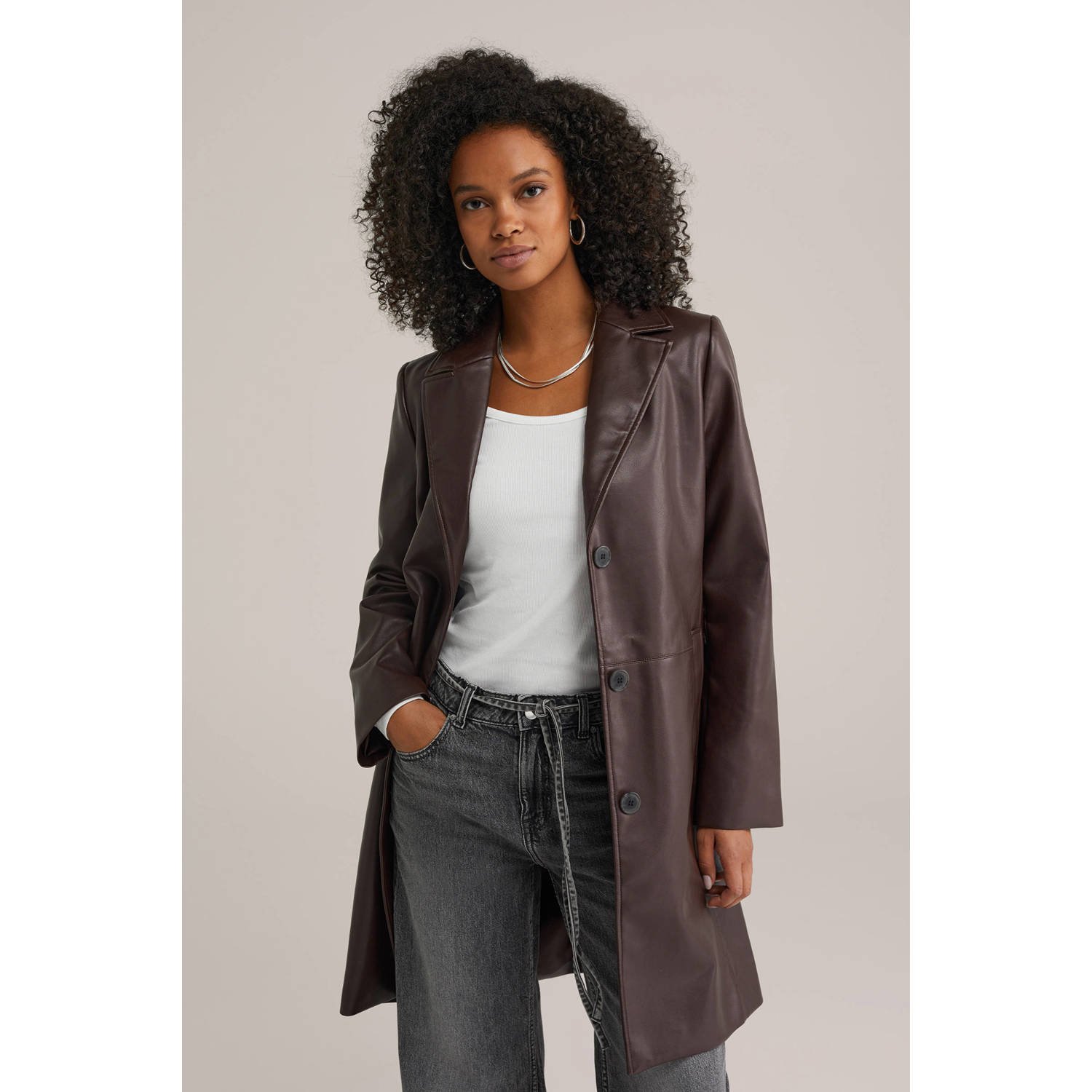 WE Fashion imitatieleren manteljas donkerbruin