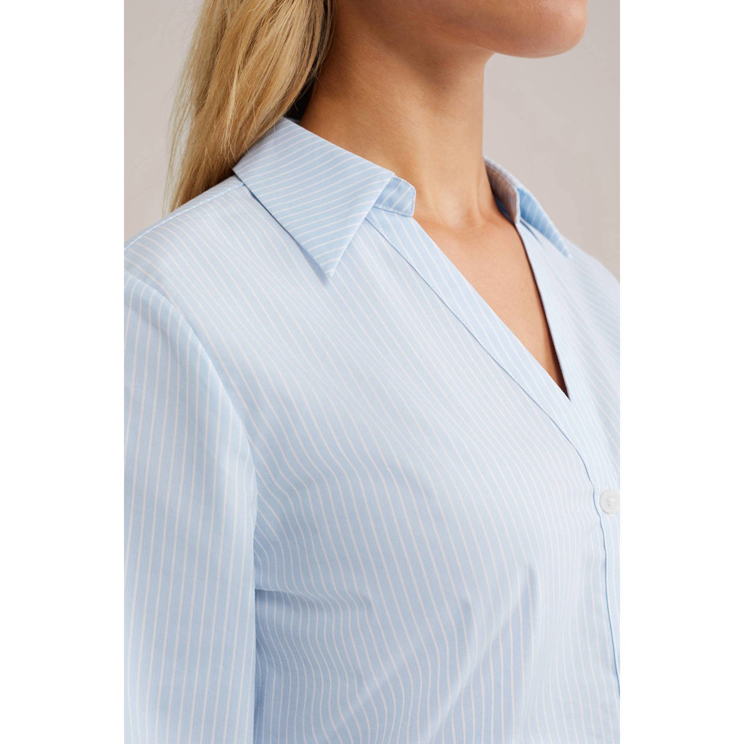 WE Fashion blouse lichtblauw