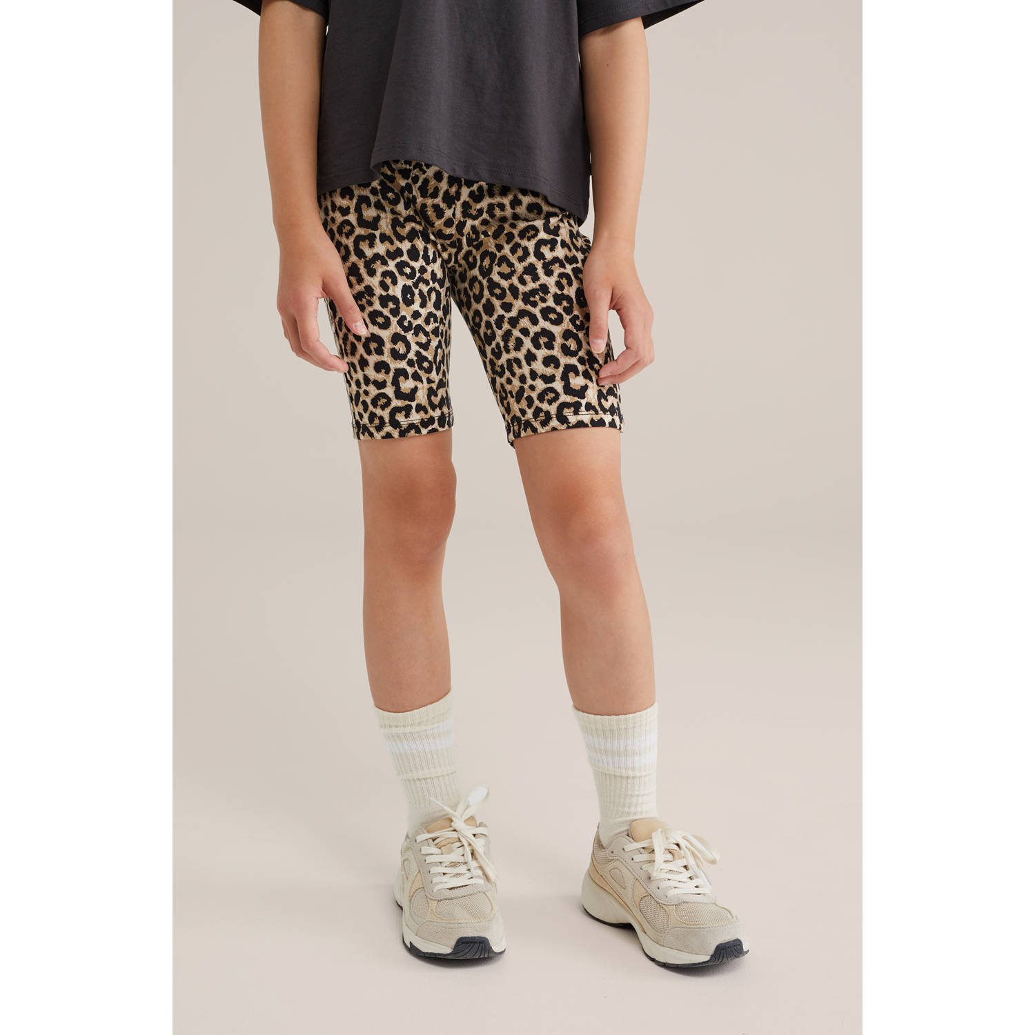 WE Fashion skinny biker short bruin