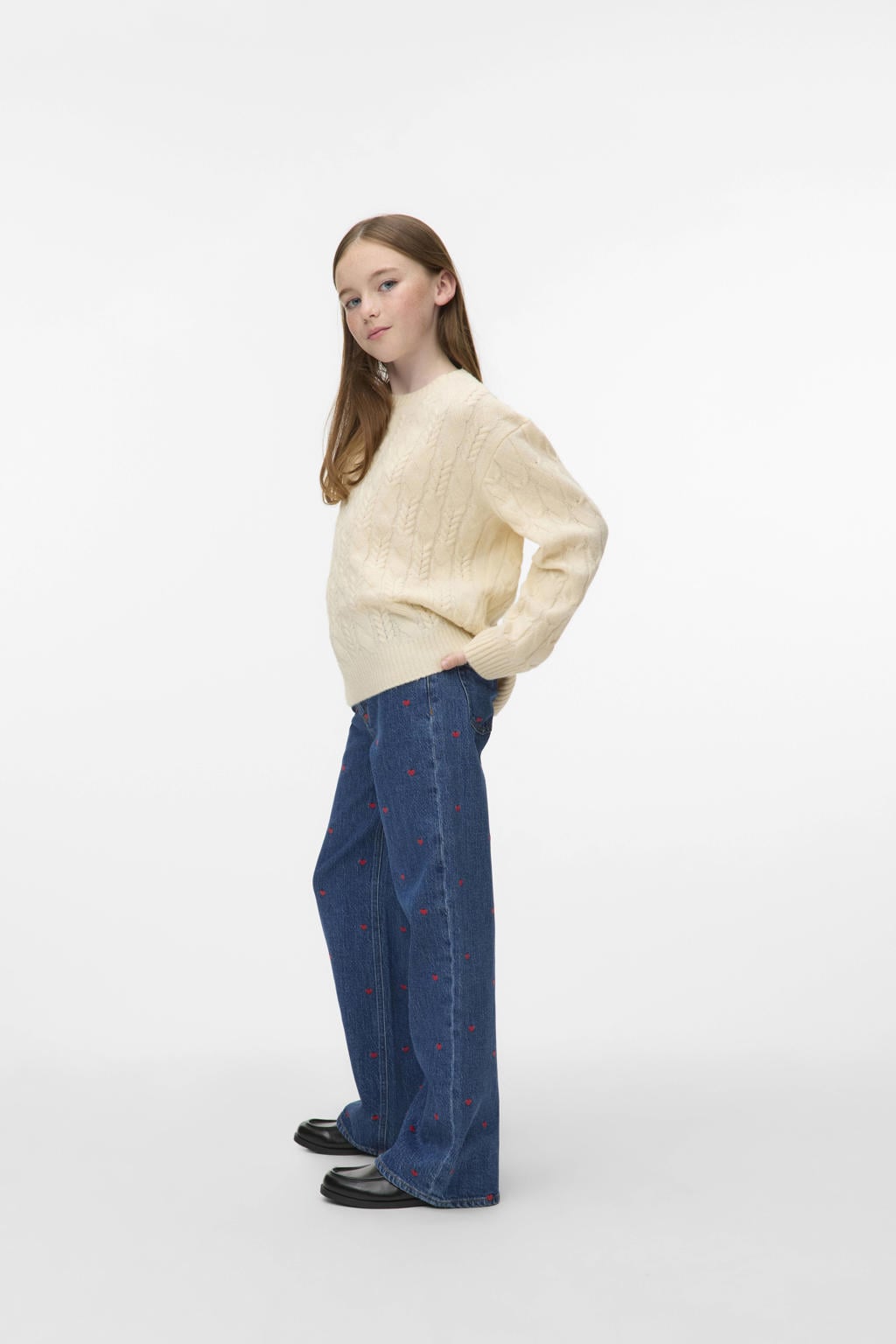 Medium blue denim meisjes VERO MODA GIRL high waist wide leg jeans van denim met rits- en knoopsluiting en hartjesprint